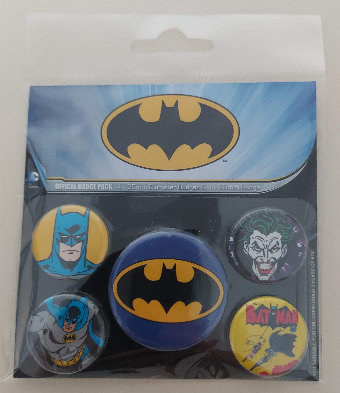 officially licensed Batman Badge Pack! Featuring 4 small and 1 medium badge,