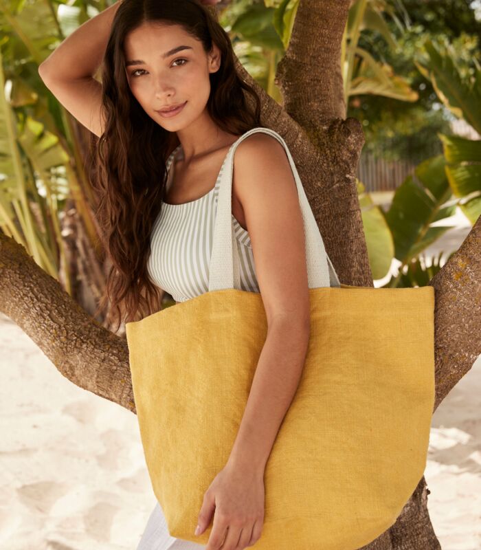 Soft Washed Jute Beach Bag Thumbnail