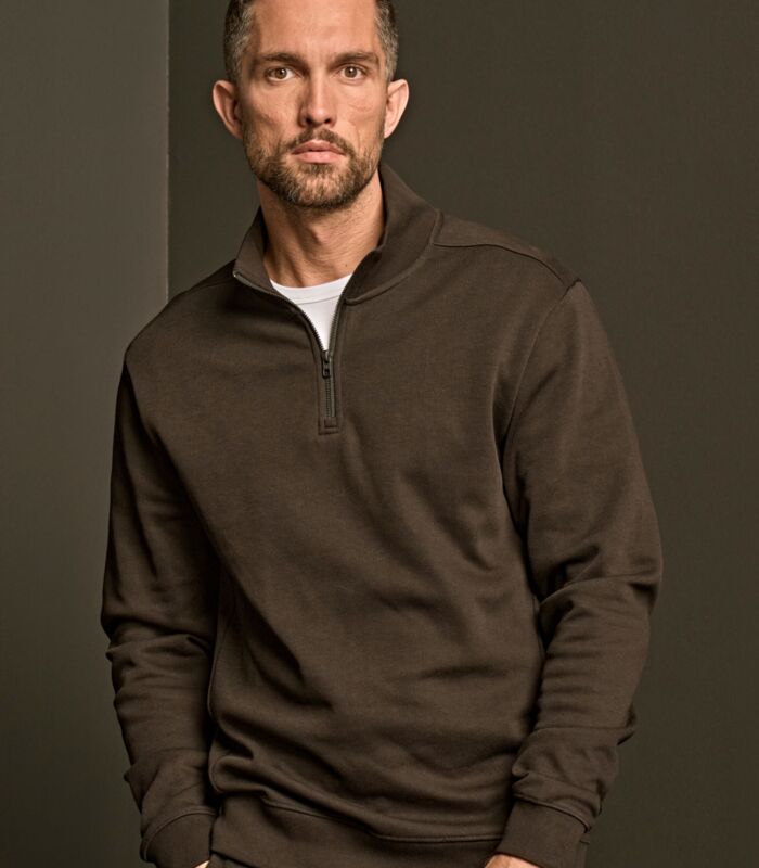 Ribbed Interlock Half Zip Thumbnail