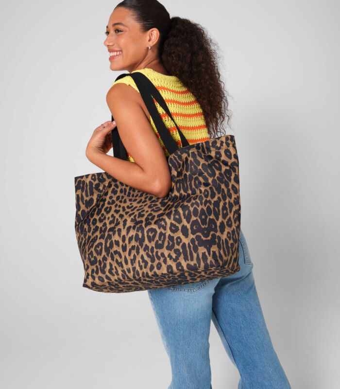 Leopard Print Carryall Tote Bag Thumbnail