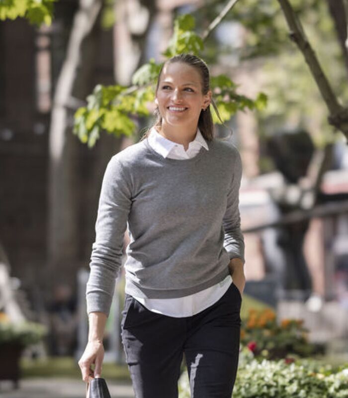 Oakville Crewneck Women Thumbnail